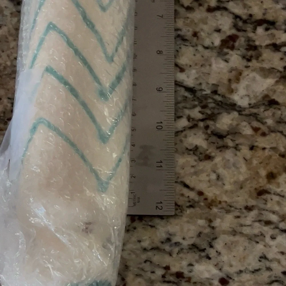 Anthropologie Ceramic Rolling Pin Aqua Chevron Water Fill 13” Discontinued Baker